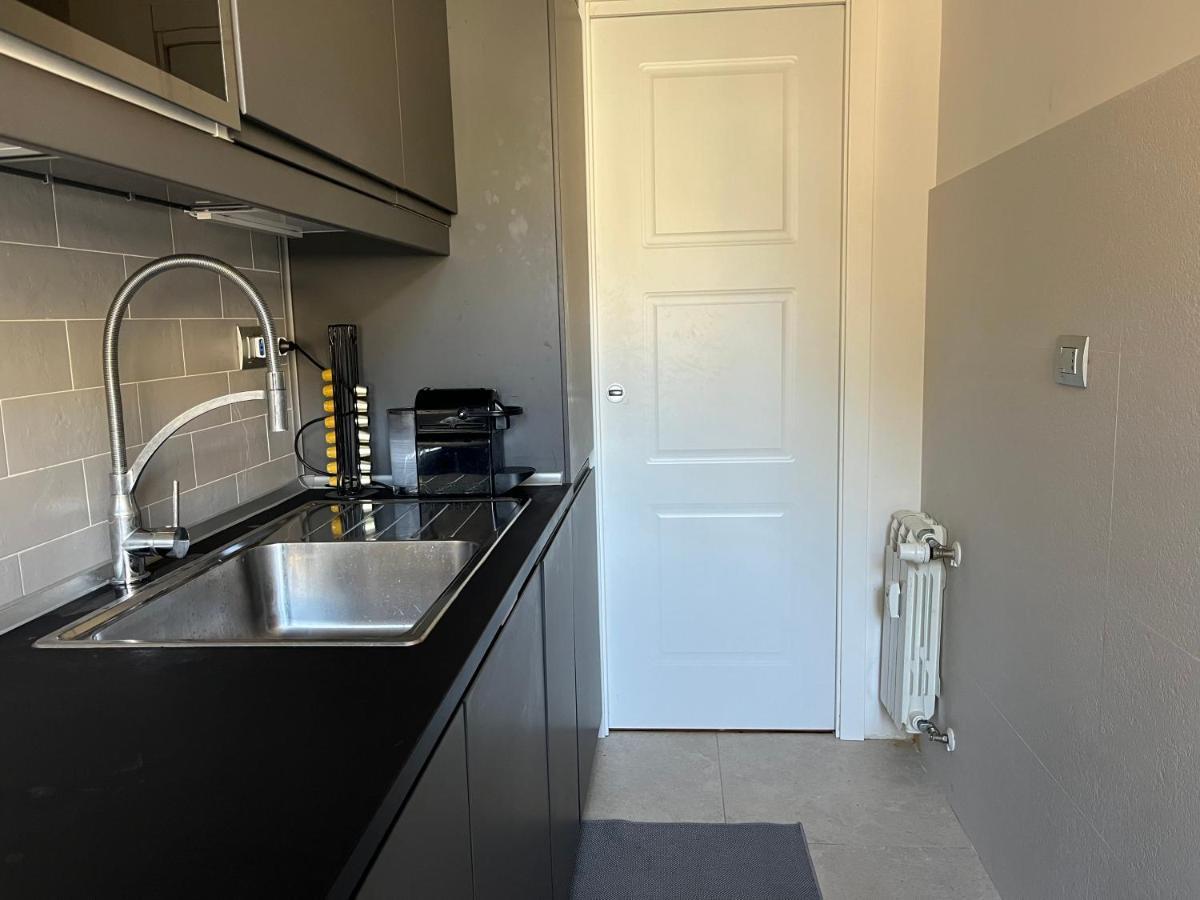 Apartamento Moderno Bilocale Con Terrazzo Roma